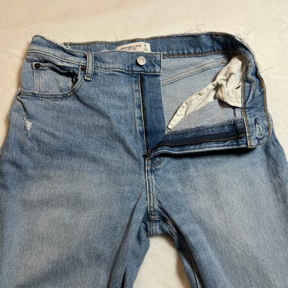 Abercrombie & Fitch The 90's Straight Ultra High Rise Jeans Size 28 Distressed - Picture 5 of 11